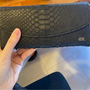Black wallet